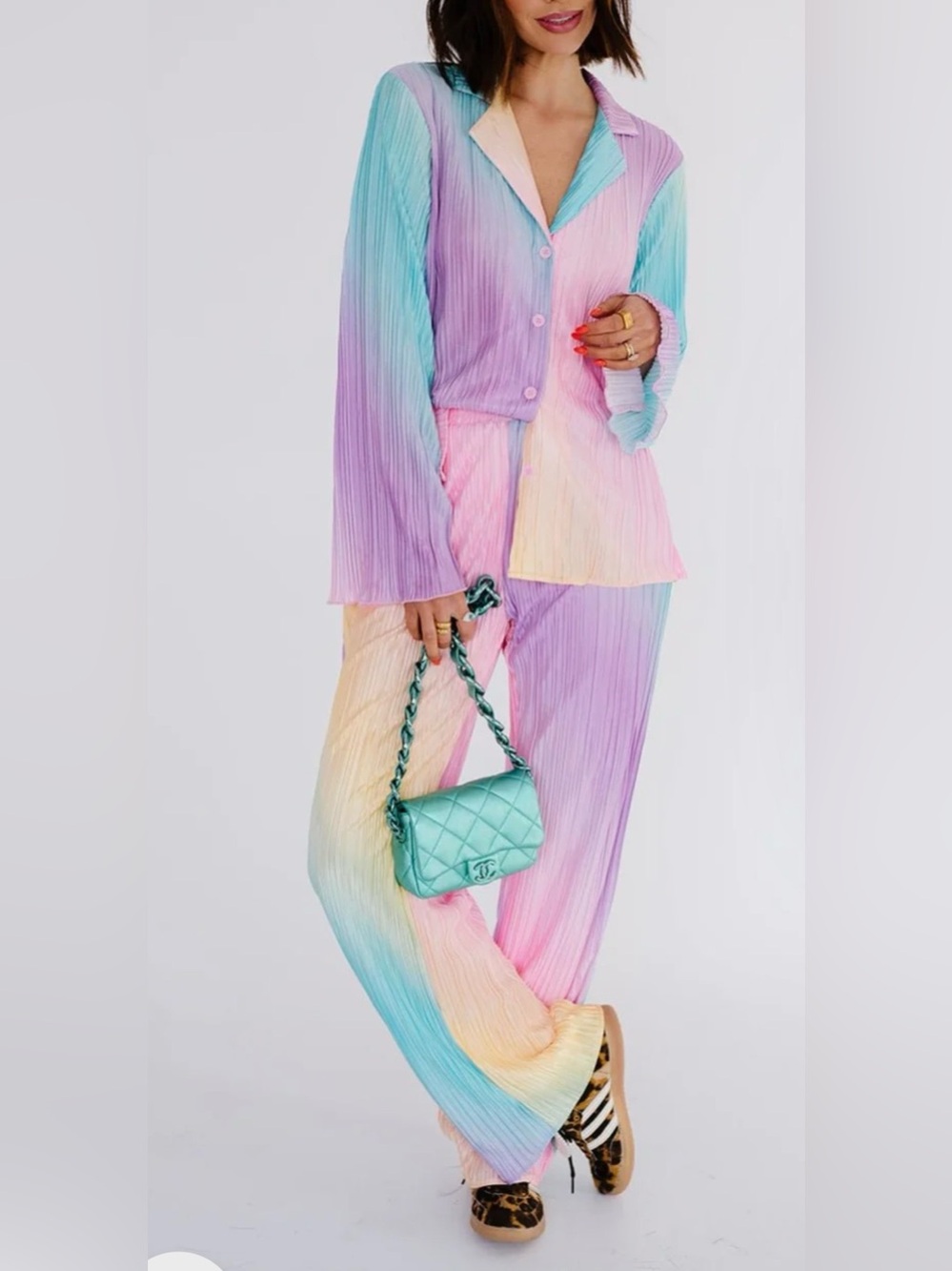 Dressed in LALA Plissé Set in Rainbow Daydream 3x